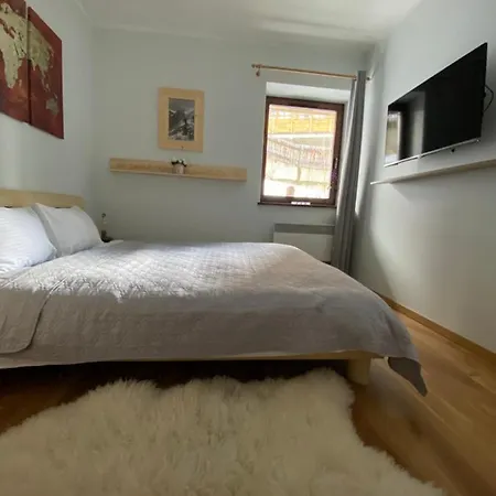 Alpaka Apartments Zakopane , Spa, Jacuzzi, Sauna I Masaze, Kominek , Alpakarium, Duzy Taras, Wifi I Parking Apartman Zakopane