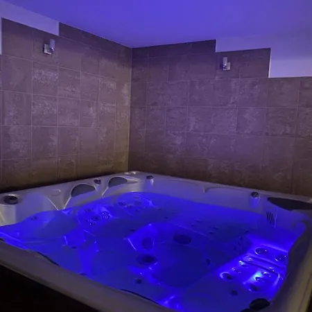 Alpaka Apartments Zakopane , Spa, Jacuzzi, Sauna I Masaze, Kominek , Alpakarium, Duzy Taras, Wifi I Parking Apartman Zakopane