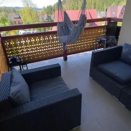 Alpaka Apartments Zakopane , Spa, Jacuzzi, Sauna I Masaze, Kominek , Alpakarium, Duzy Taras, Wifi I Parking Apartman *